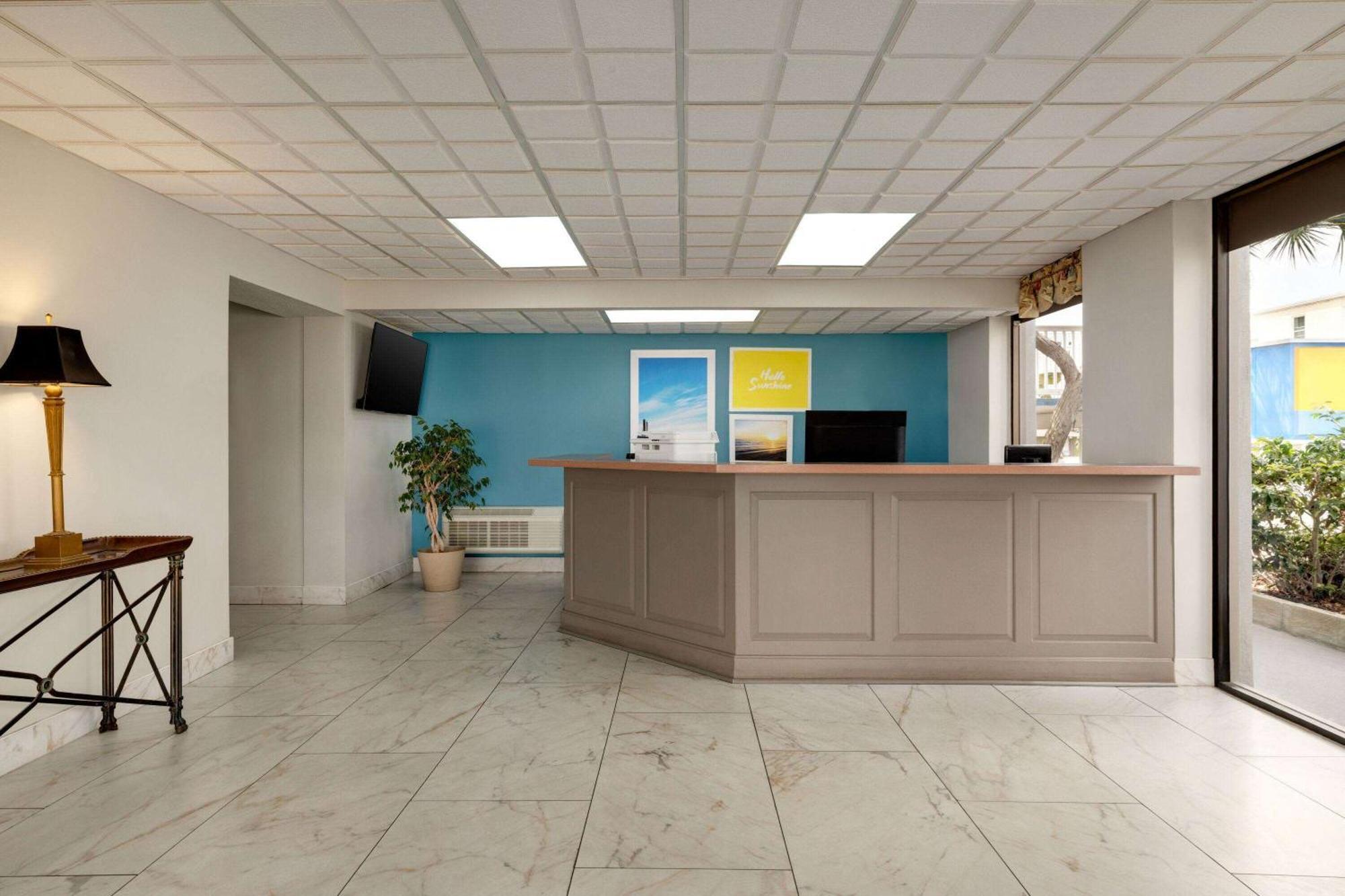 Days Inn By Wyndham Myrtle Beach-Beach Front Ngoại thất bức ảnh